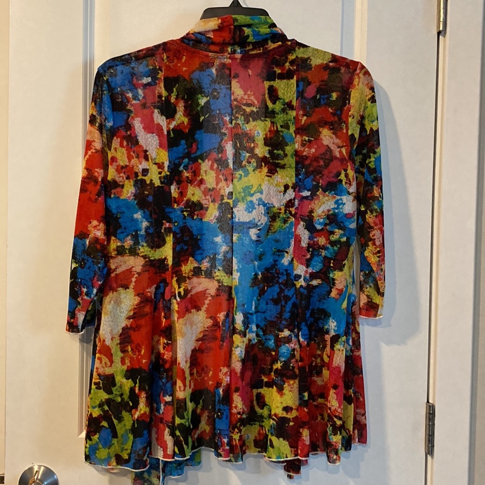 NWOT Von Maur multi color mesh swing cardigan. 3/4 sleeves 24”x27”length - Picture 4 of 5
